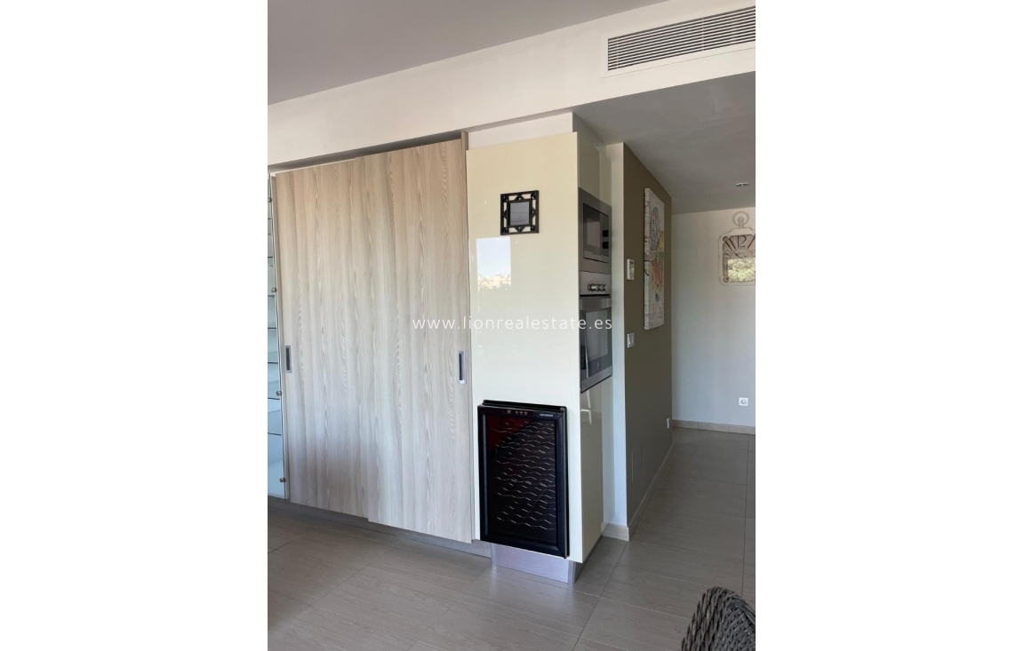 Odsprzedaż - Na parterze - Orihuela Costa - Punta Prima