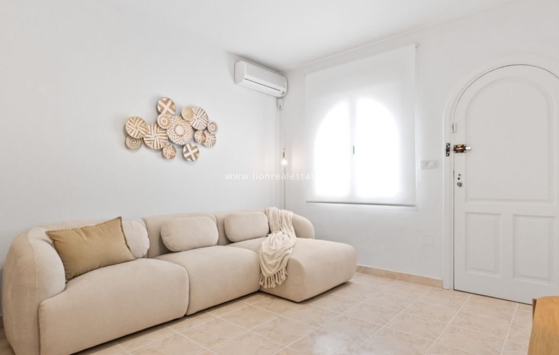 Odsprzedaż - Town House - Orihuela Costa - La Florida