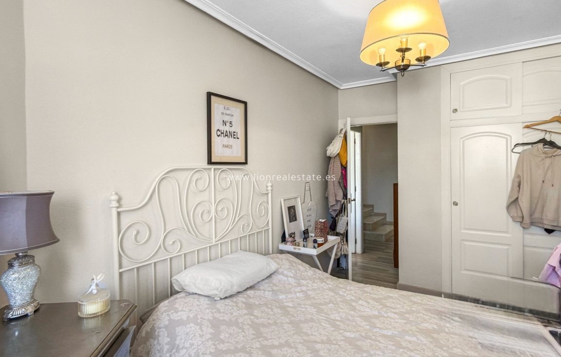 Odsprzedaż - Town House - Orihuela Costa - La Florida