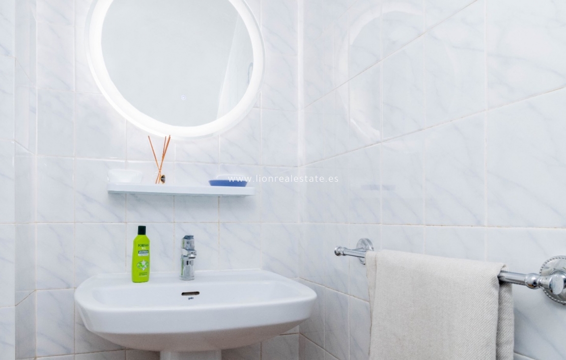 Odsprzedaż - Town House - Orihuela Costa - La Zenia