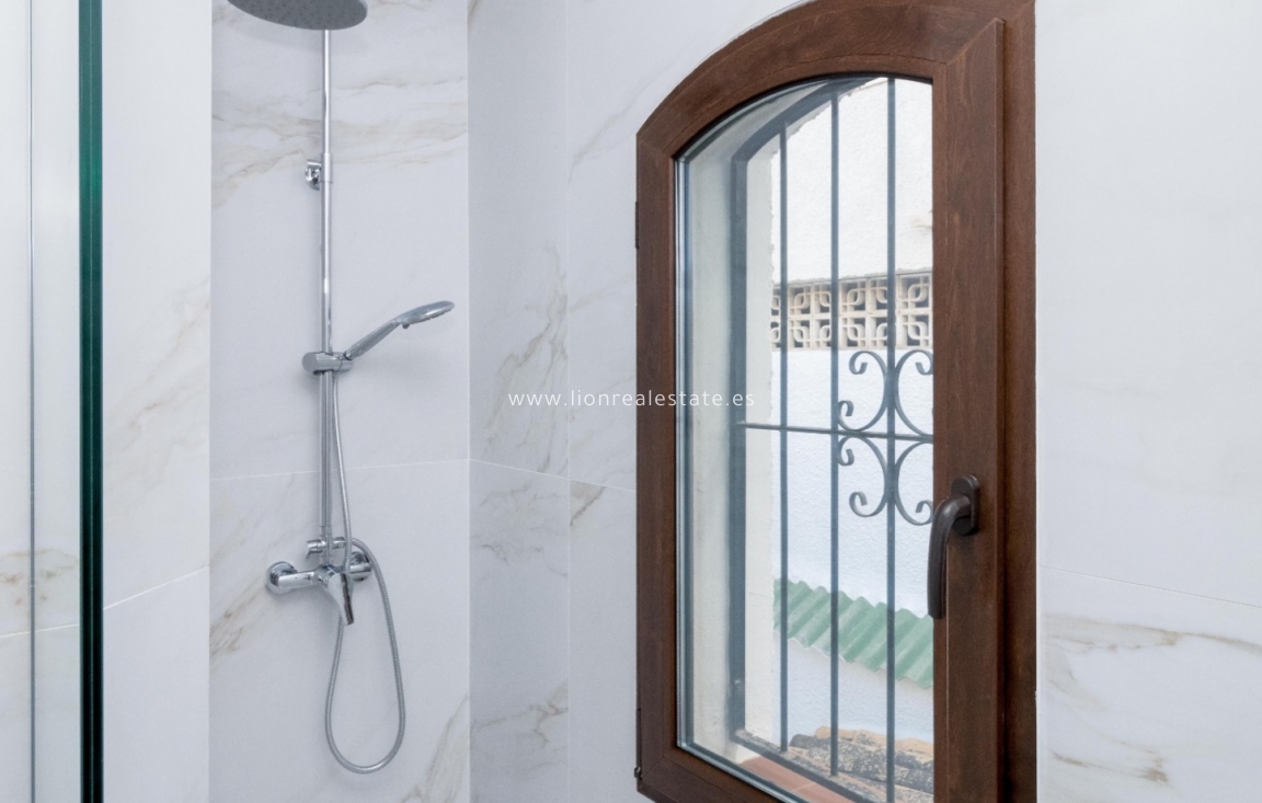 Odsprzedaż - Town House - Orihuela Costa - La Zenia