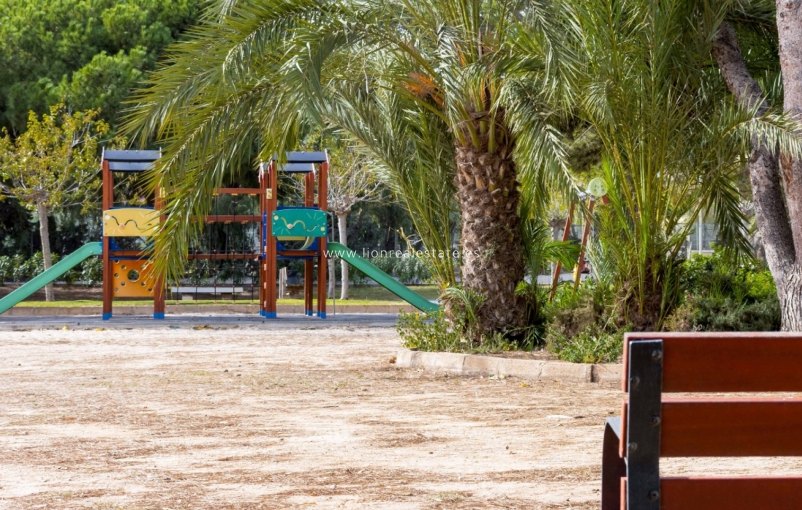 Odsprzedaż - Town House - Orihuela Costa - La Zenia