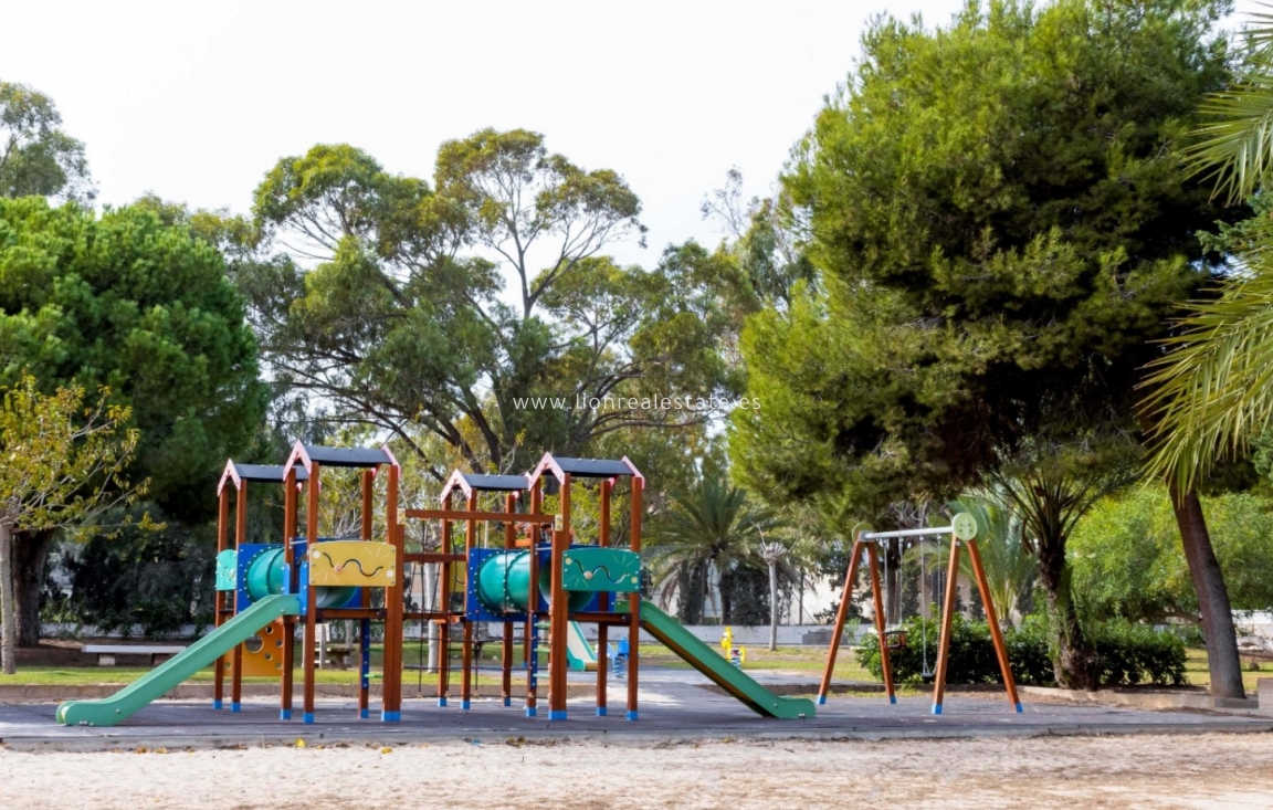 Odsprzedaż - Town House - Orihuela Costa - La Zenia