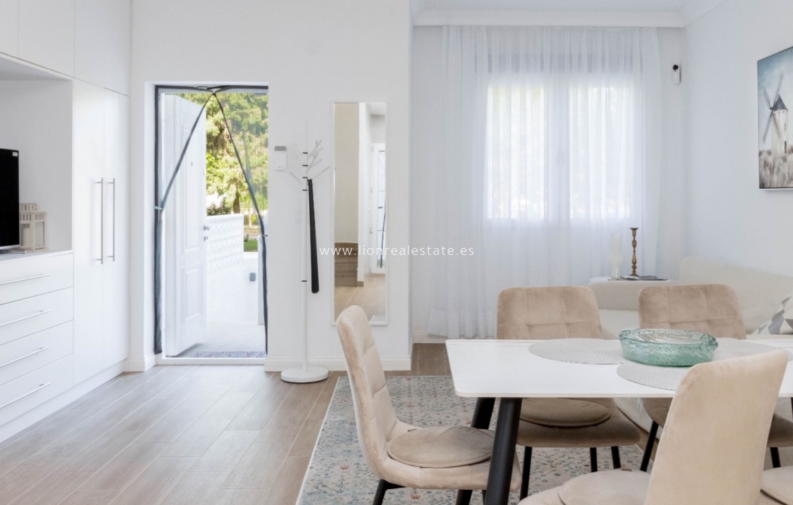 Odsprzedaż - Town House - Orihuela Costa - La Zenia