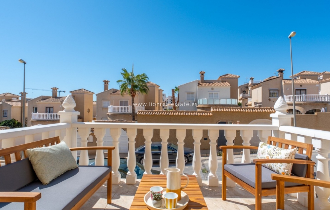 Odsprzedaż - Town House - Orihuela Costa - Las Filipinas