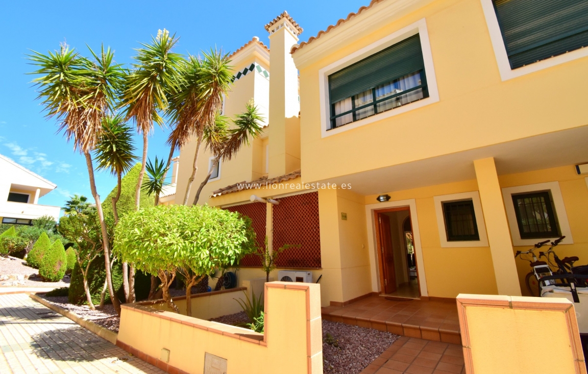 Odsprzedaż - Town House - Orihuela Costa - Lomas de Campoamor