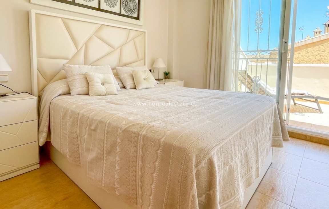 Odsprzedaż - Town House - Orihuela Costa - Punta Prima