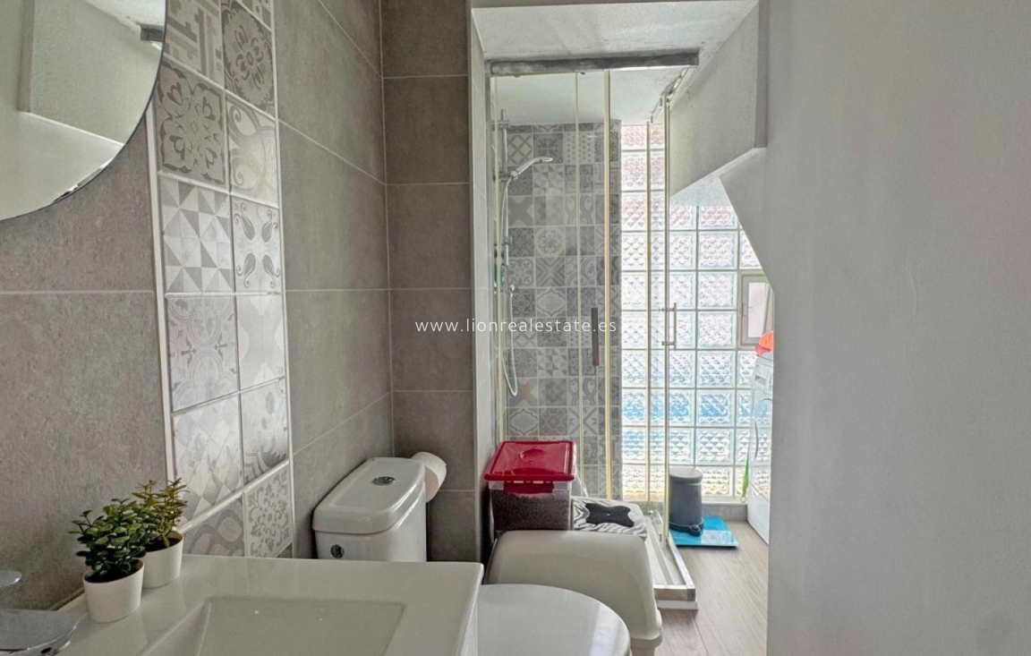 Odsprzedaż - Town House - Orihuela Costa - Villamartín