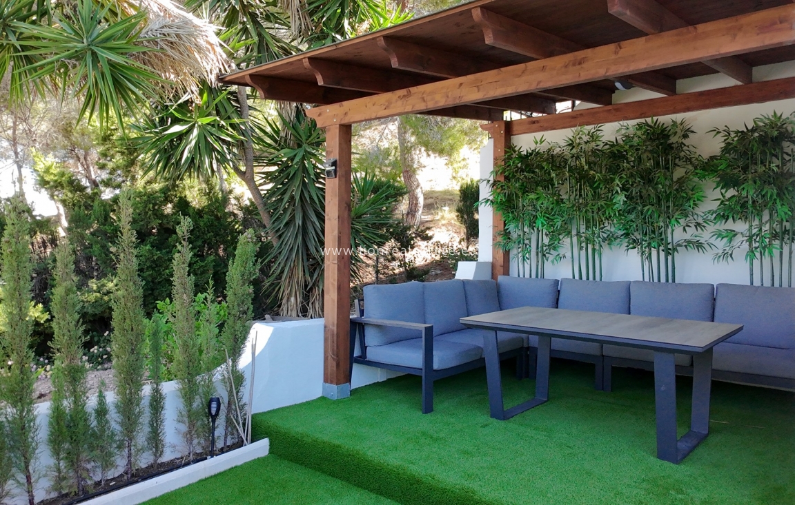 Odsprzedaż - Town House - Orihuela Costa - Villamartín