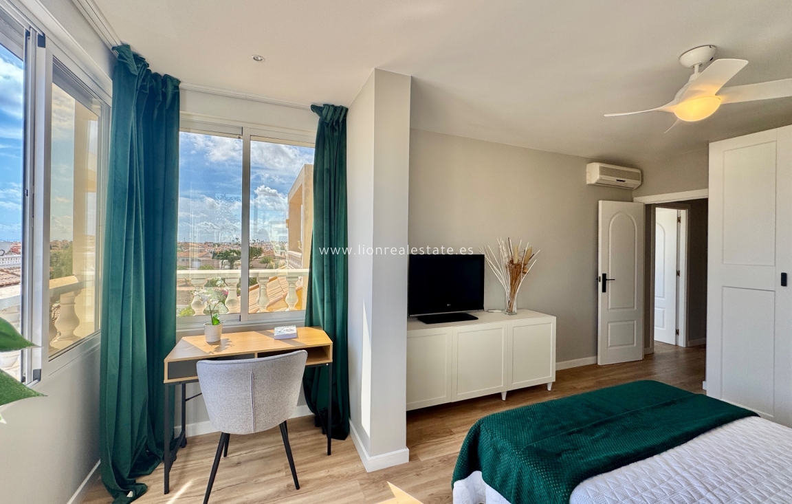 Odsprzedaż - Town House - Orihuela Costa