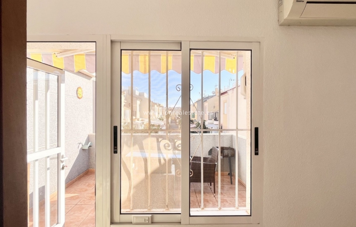 Odsprzedaż - Town House - Torrevieja - La Siesta - El Salado -  Torreta