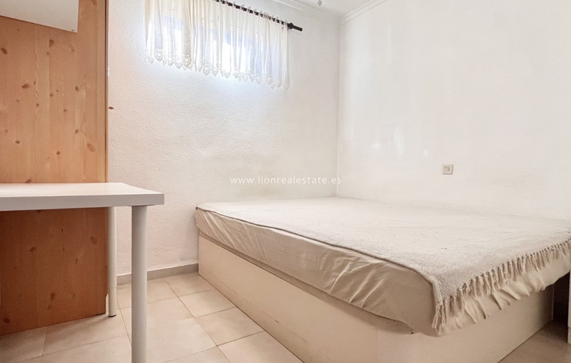 Odsprzedaż - Town House - Torrevieja - La Siesta - El Salado -  Torreta