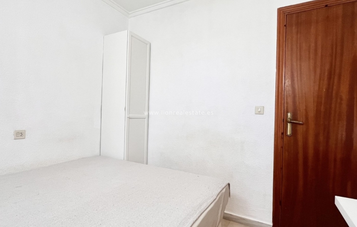 Odsprzedaż - Town House - Torrevieja - La Siesta - El Salado -  Torreta