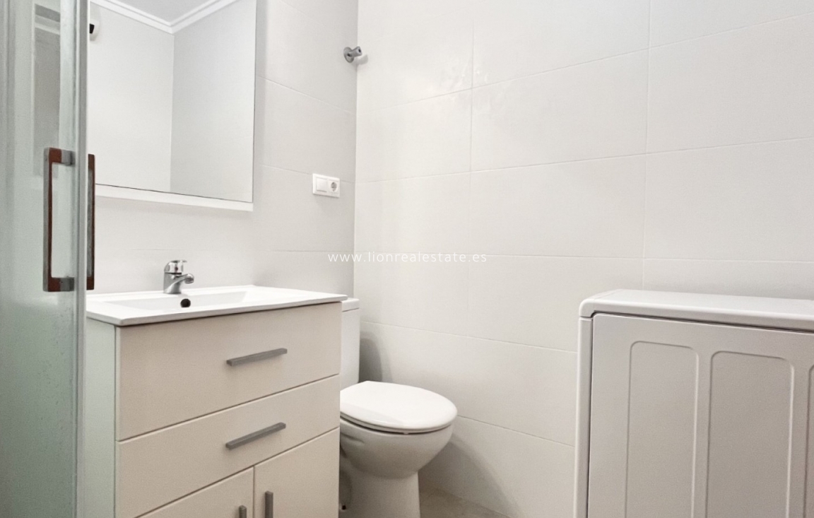 Odsprzedaż - Town House - Torrevieja - La Siesta - El Salado -  Torreta