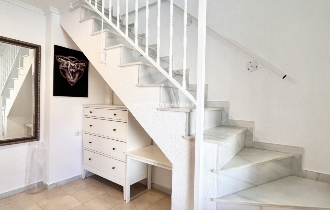 Odsprzedaż - Town House - Torrevieja - La Siesta - El Salado -  Torreta