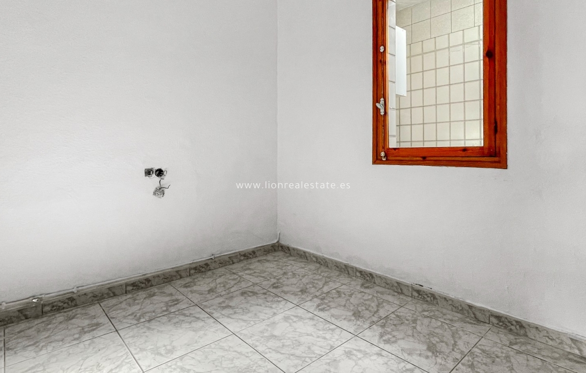 Odsprzedaż - Town House - Torrevieja - La Siesta - El Salado -  Torreta