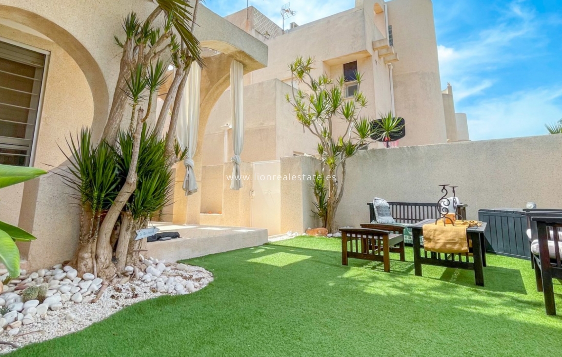 Odsprzedaż - Town House - Torrevieja - La Siesta - El Salado -  Torreta