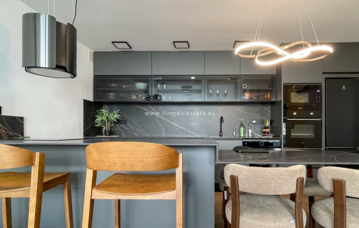 Odsprzedaż - Town House - Torrevieja - Nueva Torrevieja - Aguas Nuevas