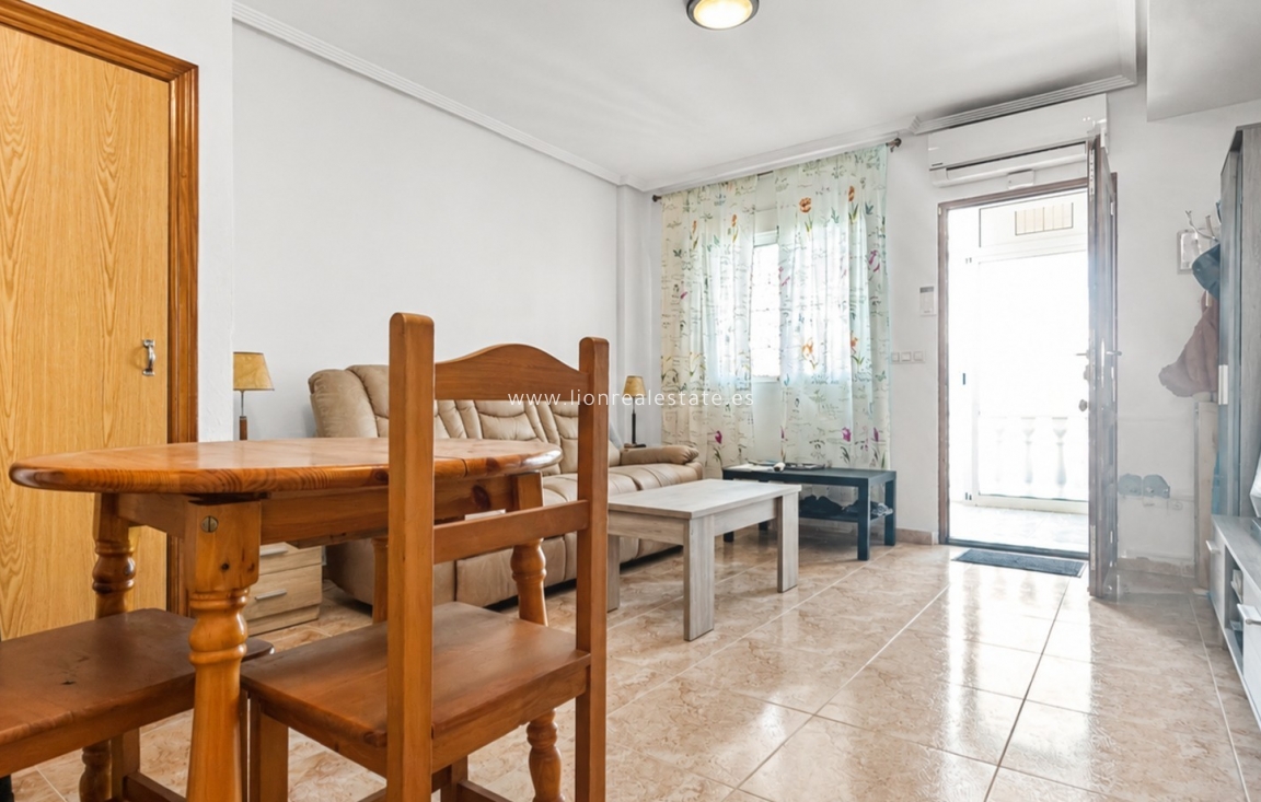 Odsprzedaż - Town House - Torrevieja