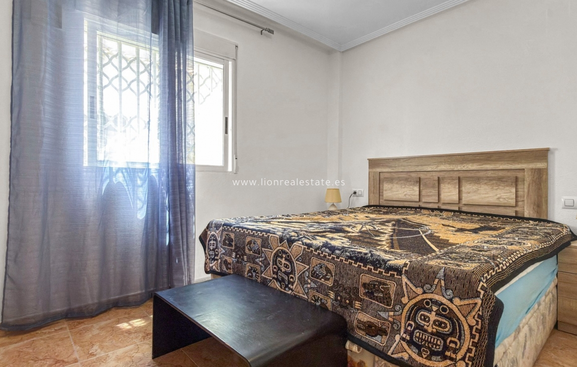 Odsprzedaż - Town House - Torrevieja