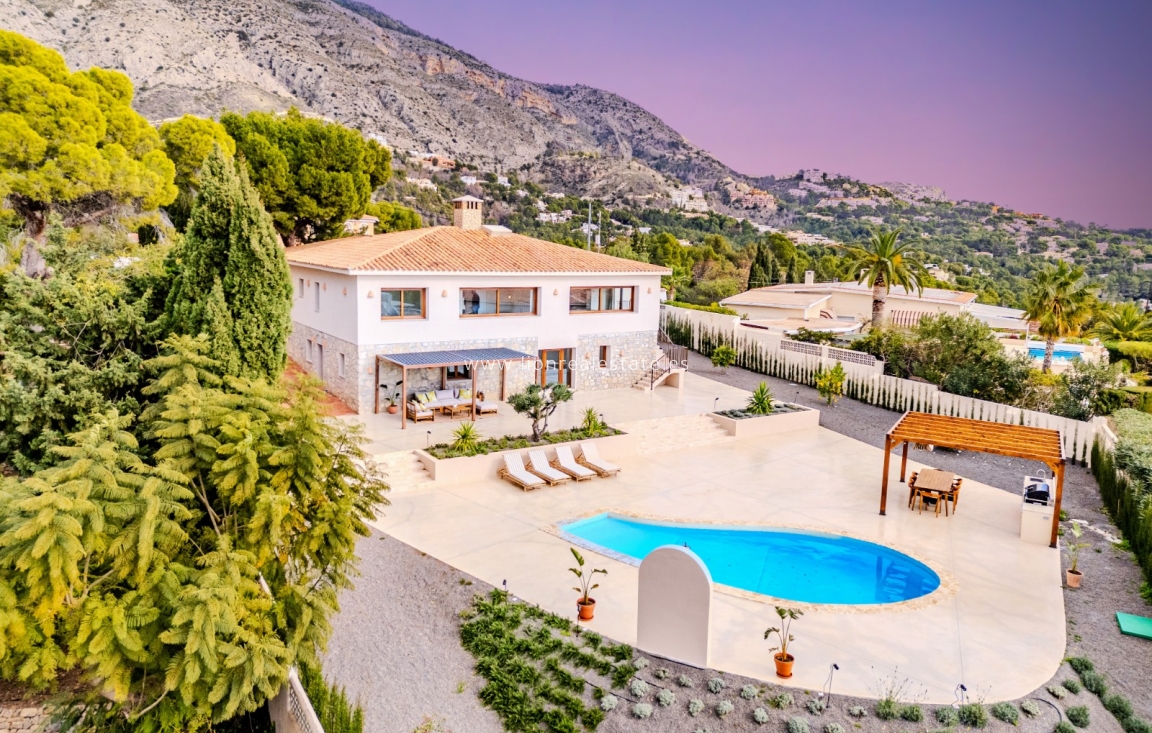 Odsprzedaż - Villa - Altea - Altea La Vella