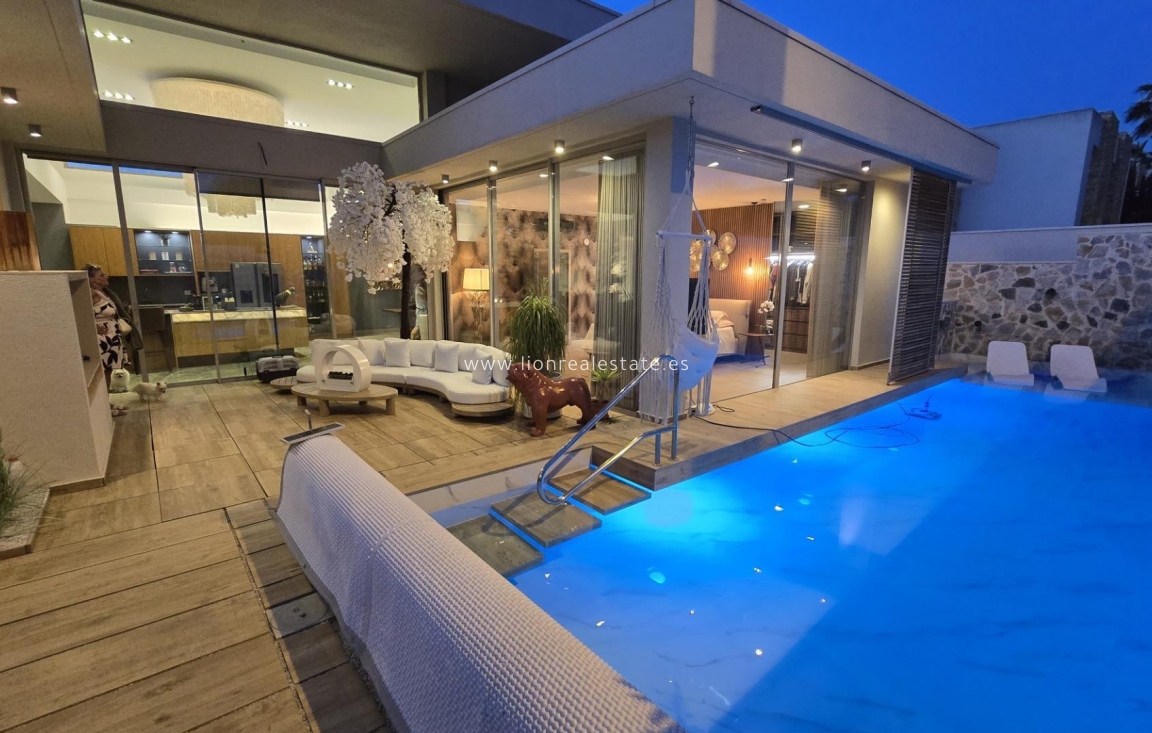 Odsprzedaż - Villa - Benijofar - Residencial benimar