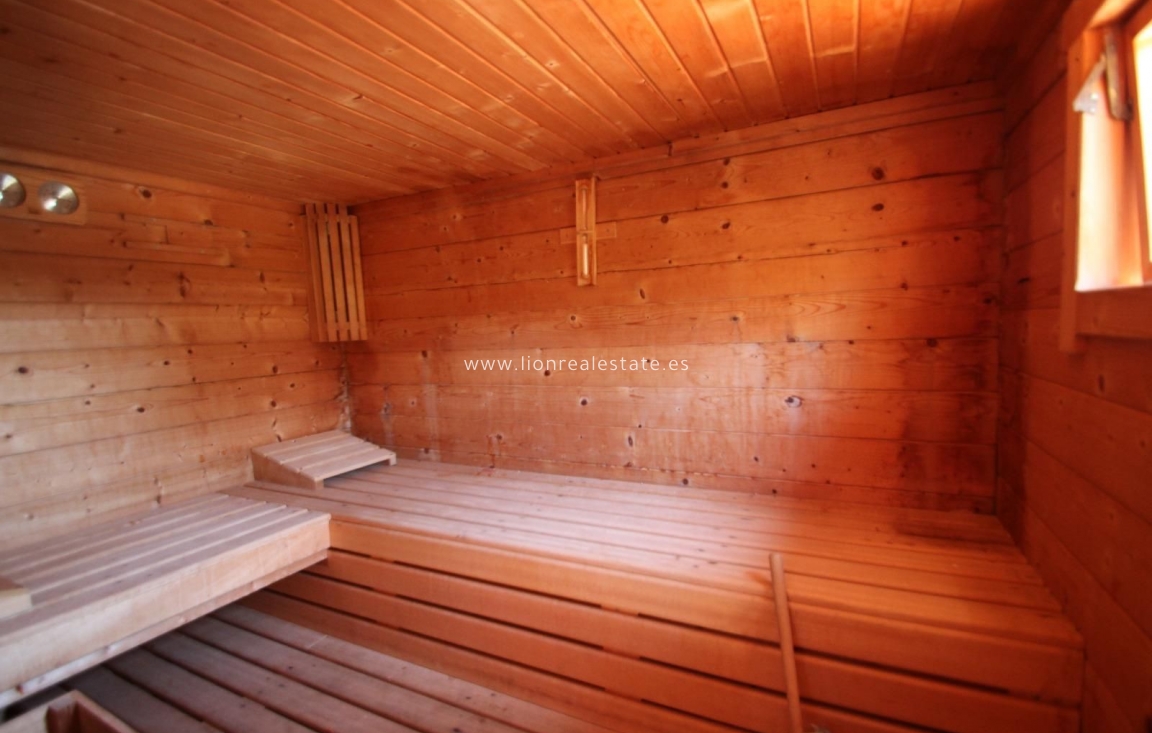 Odsprzedaż - Villa - Cabo Roig - Costa blanca