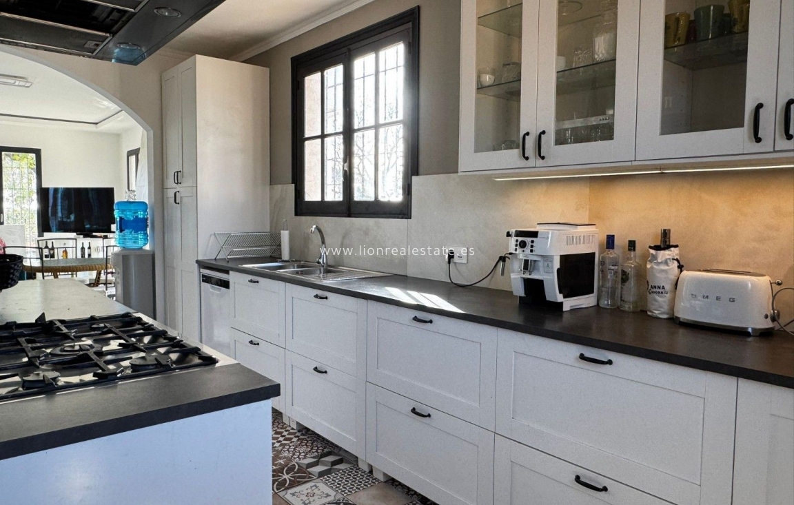 Odsprzedaż - Villa - Crevillent - Comunidad valenciana