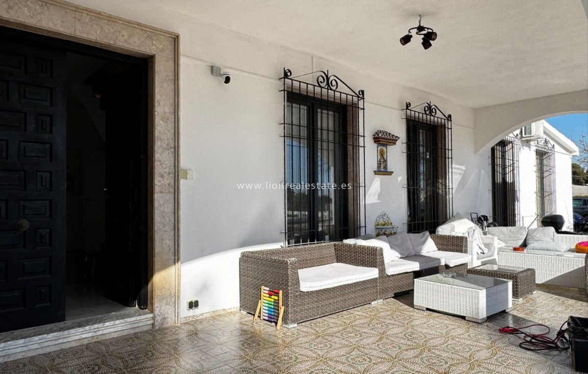 Odsprzedaż - Villa - Crevillent - Comunidad valenciana