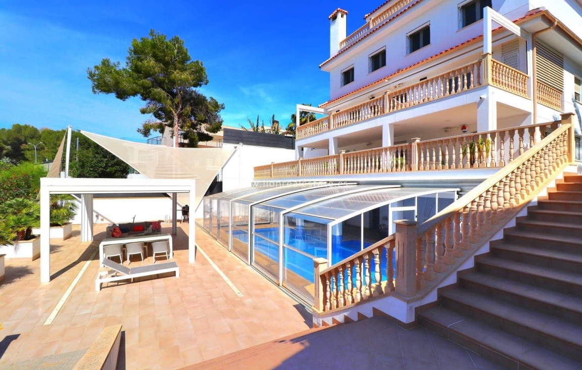 Odsprzedaż - Villa - Orihuela Costa - Campoamor