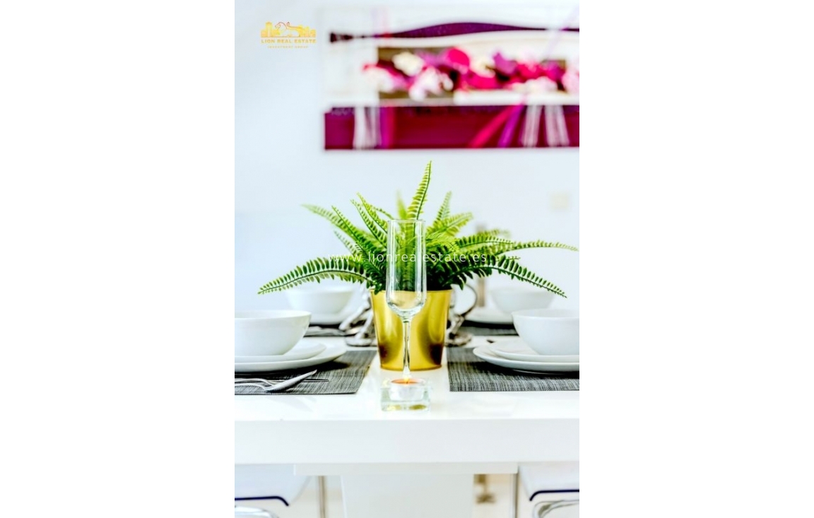 Odsprzedaż - Villa - Orihuela Costa - PAU 8