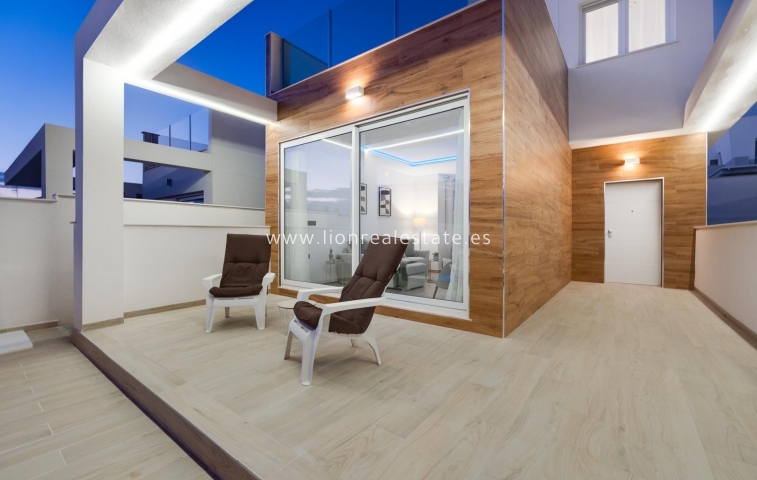 Odsprzedaż - Villa - Torrevieja - Aguas Nuevas