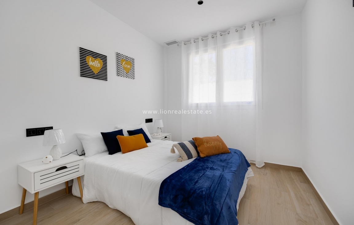 Odsprzedaż - Villa - Torrevieja - Aguas Nuevas