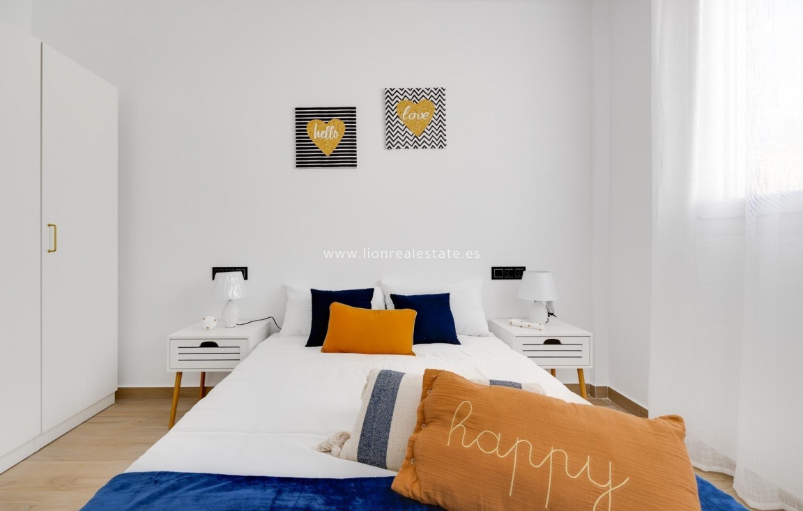 Odsprzedaż - Villa - Torrevieja - Aguas Nuevas