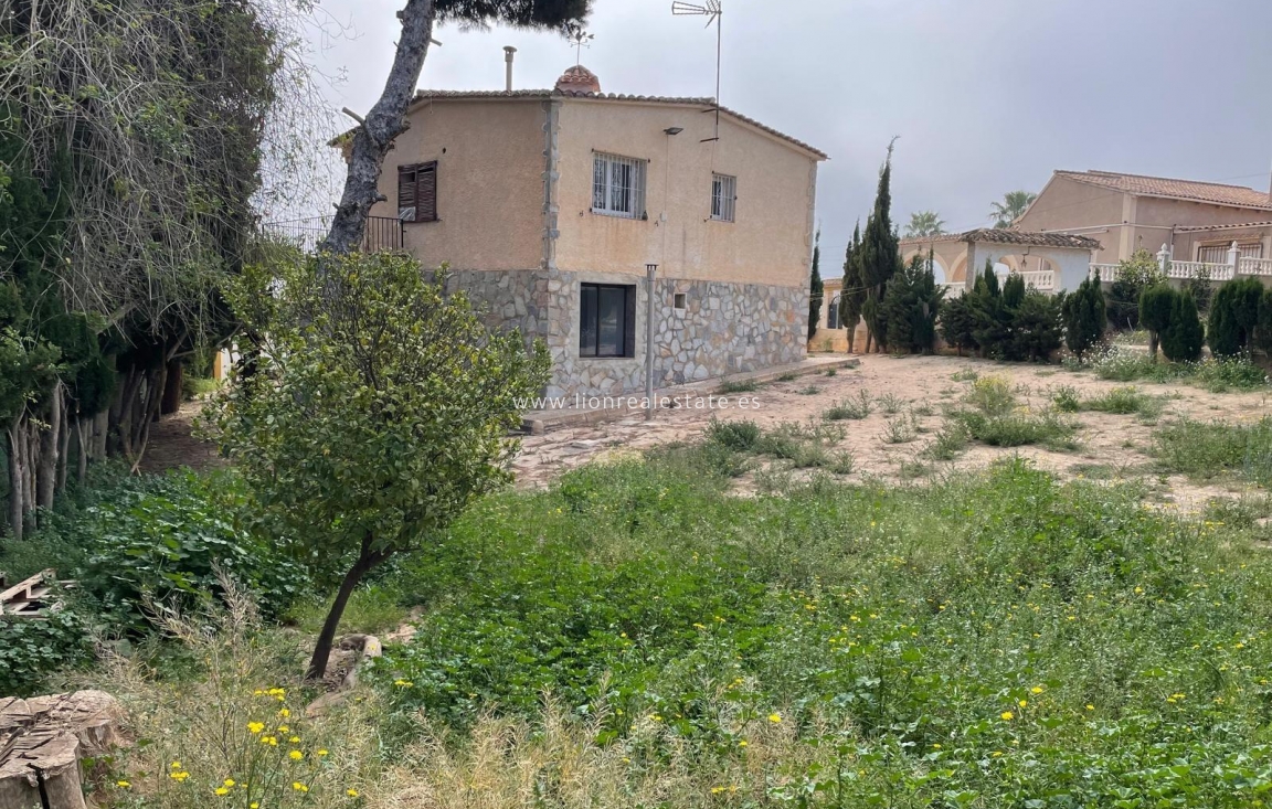 Odsprzedaż - Villa - Torrevieja - Los Balcones - Los Altos del Edén