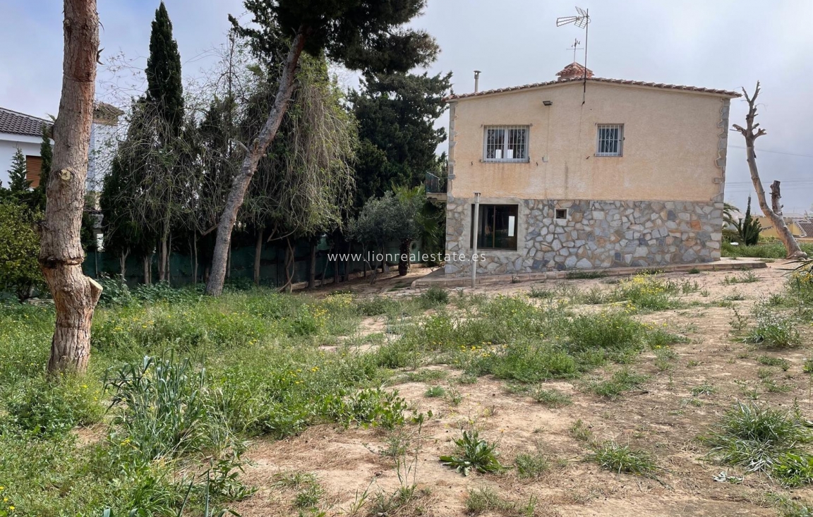 Odsprzedaż - Villa - Torrevieja - Los Balcones - Los Altos del Edén