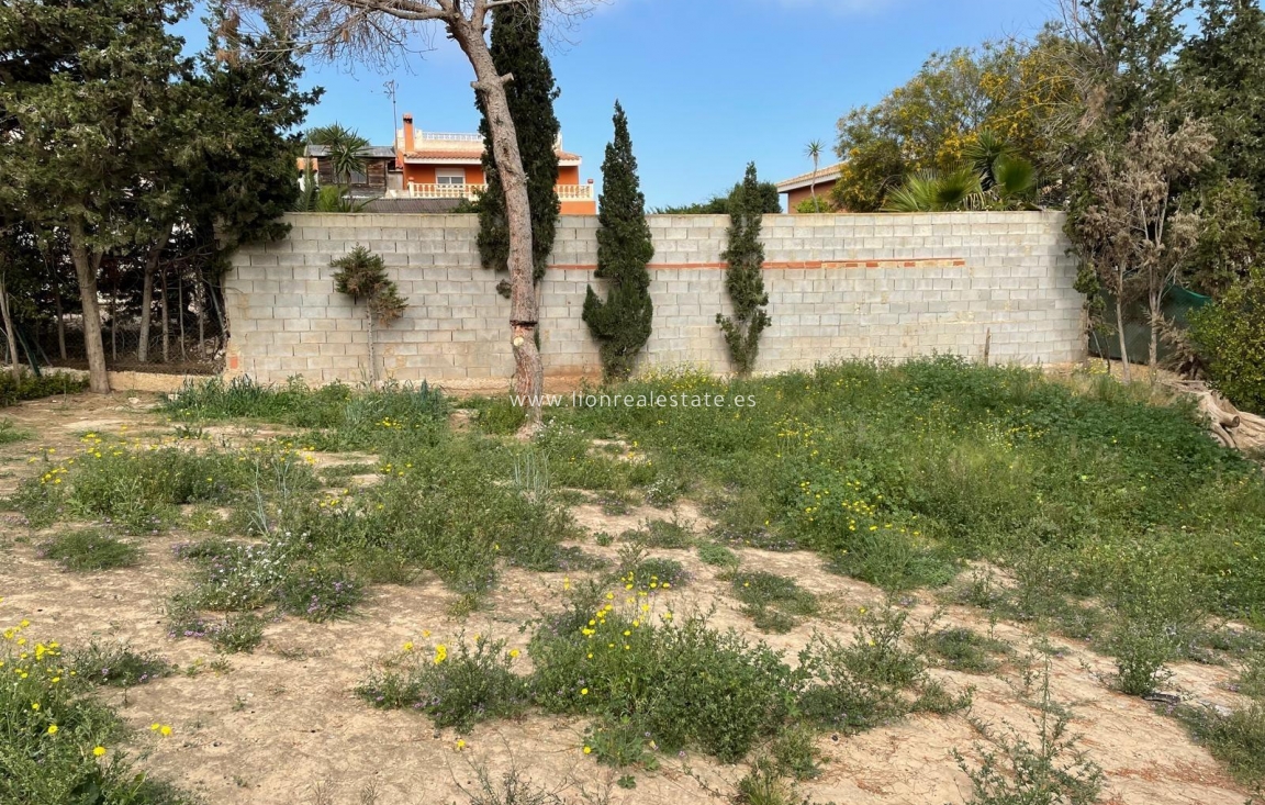 Odsprzedaż - Villa - Torrevieja - Los Balcones - Los Altos del Edén