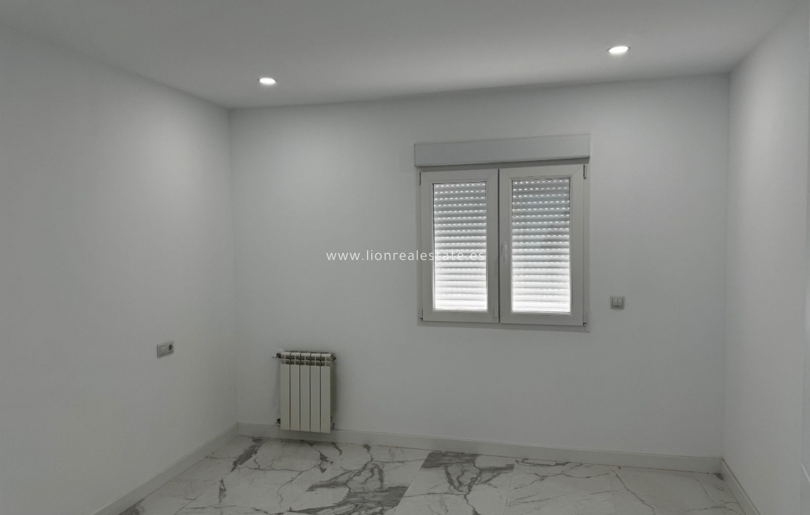 Odsprzedaż - Villa - Torrevieja - Los Balcones - Los Altos del Edén