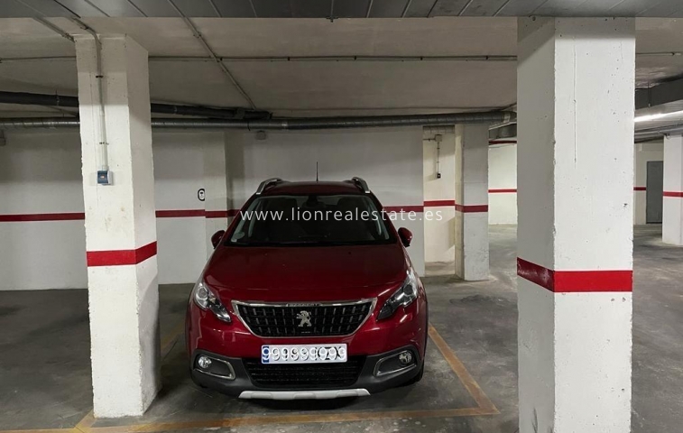 Parking - Reventa - Torrevieja - Centro