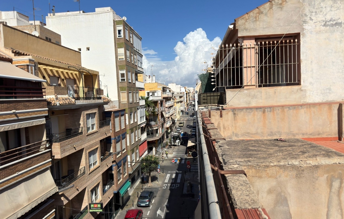 Перепродажа - Building - Torrevieja - Centro