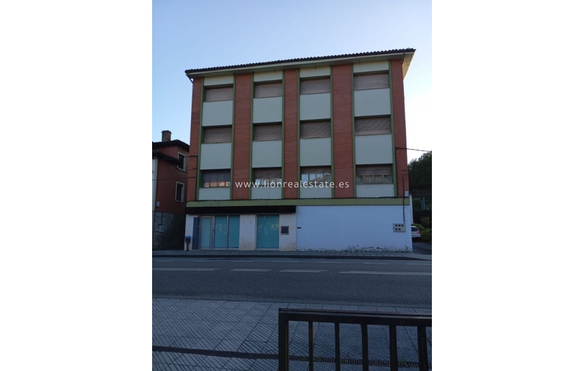 Перепродажа - Building - Valencia - Sant Francesc