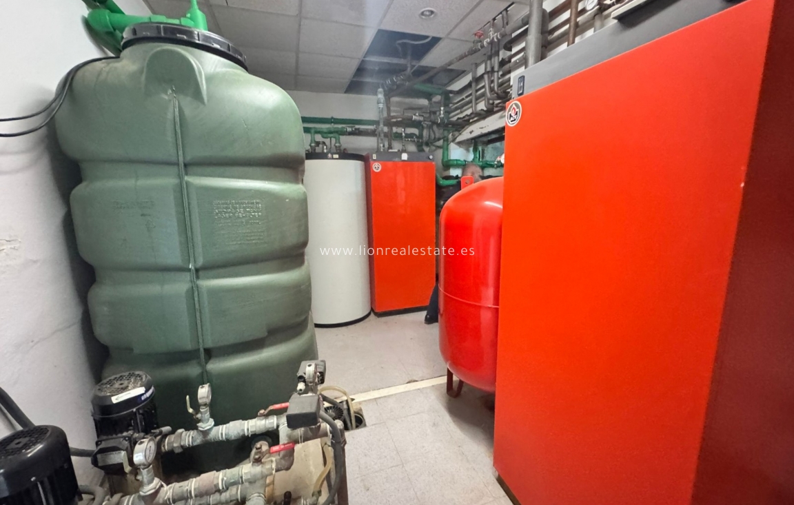 Перепродажа - Building - Valencia