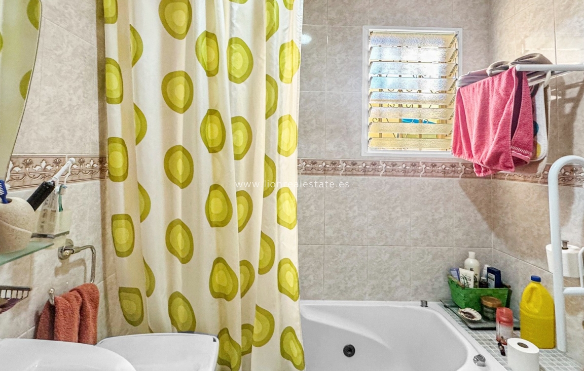 Перепродажа - Бунгало - Orihuela Costa - Los Almendros-La Florida