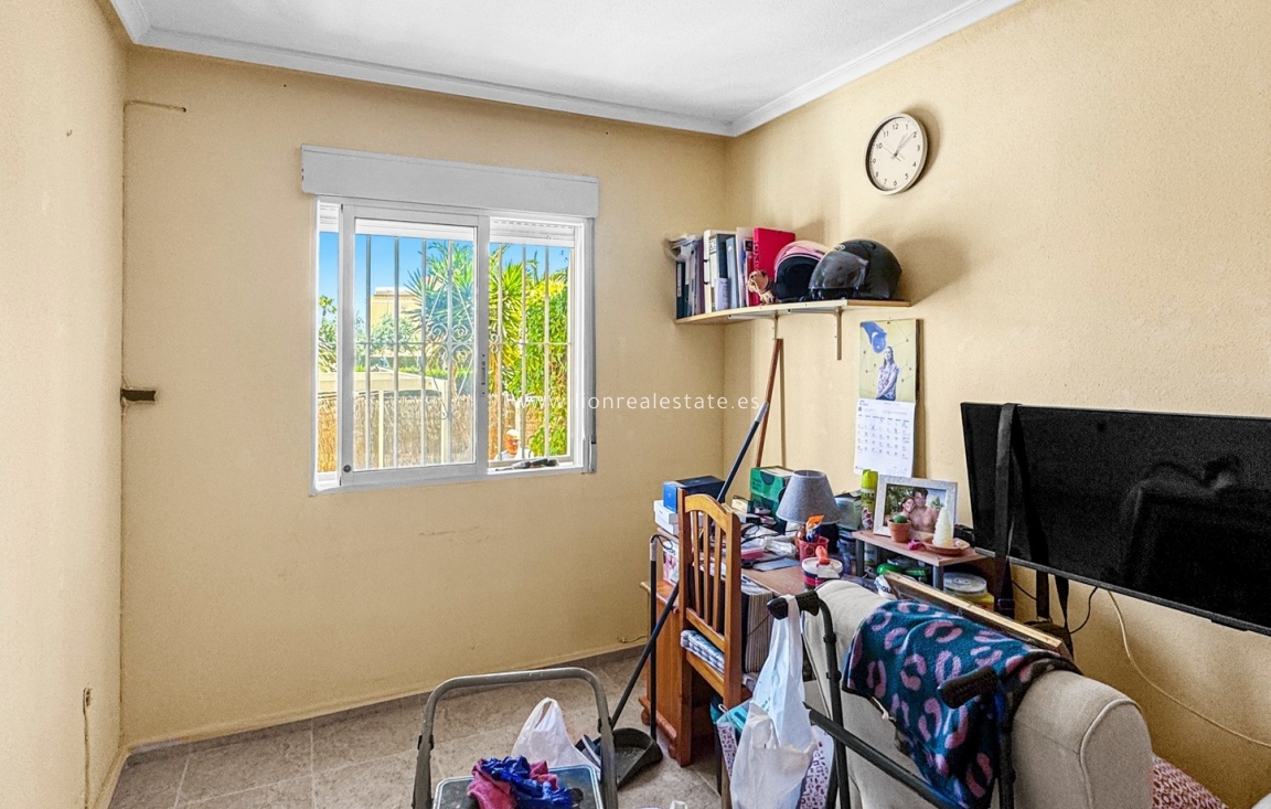 Перепродажа - Бунгало - Orihuela Costa - Los Almendros-La Florida