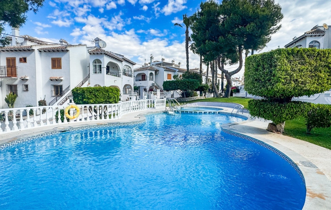 Перепродажа - Бунгало - Torrevieja - Nueva Torrevieja - Aguas Nuevas