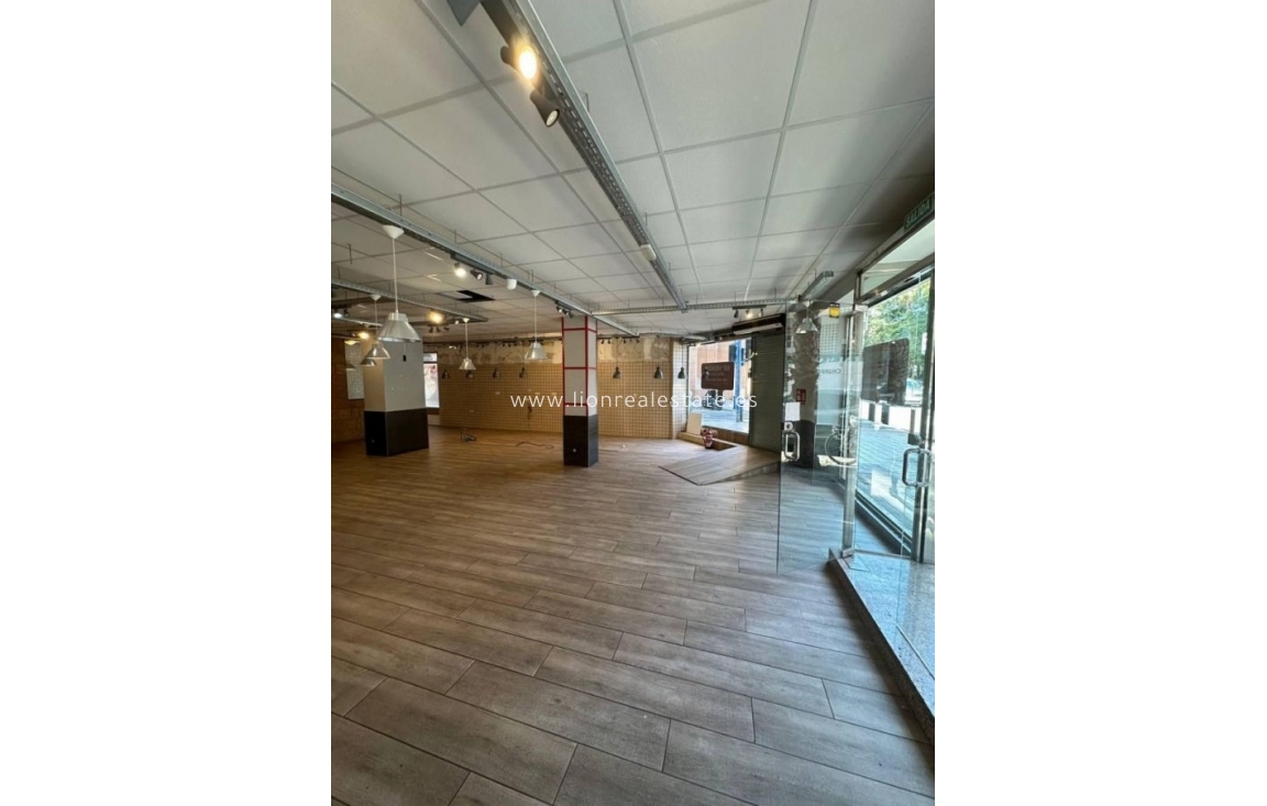 Перепродажа - Commercial Unit - Alicante - Alipark