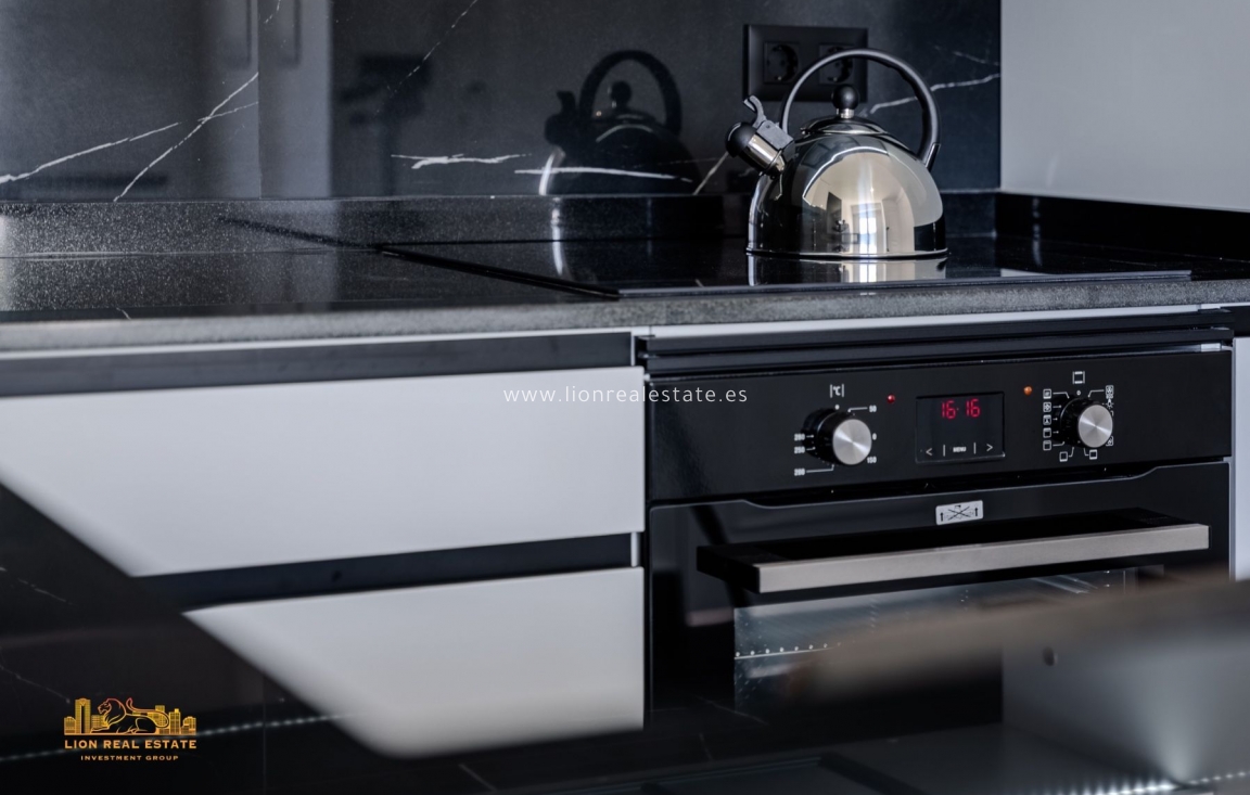 Перепродажа - Commercial Unit - Cabo Roig - Costa blanca