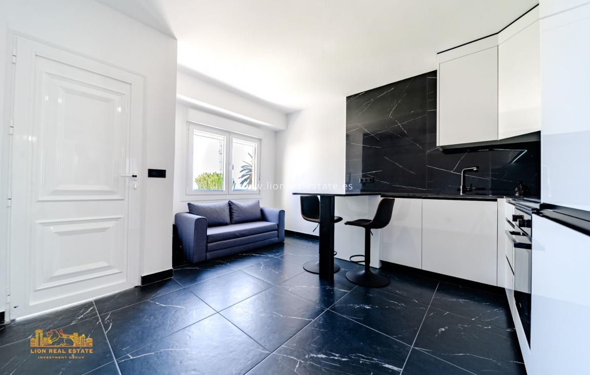 Перепродажа - Commercial Unit - Cabo Roig - Costa blanca