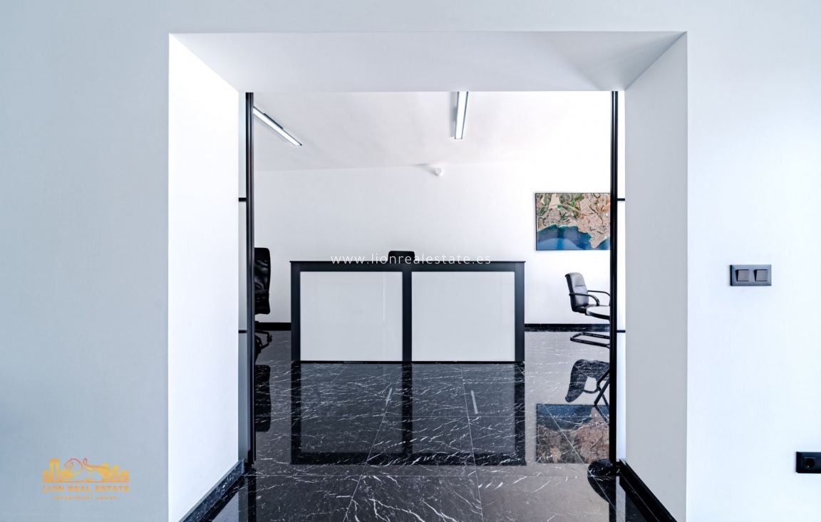 Перепродажа - Commercial Unit - Cabo Roig - Costa blanca