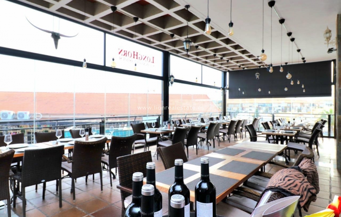 Перепродажа - Commercial Unit - Orihuela Costa - Playa Flamenca